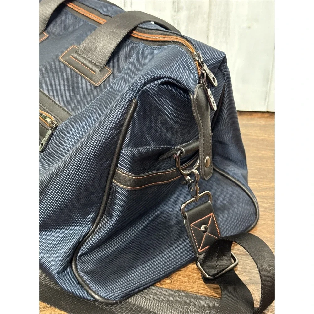 ROBERT GRAHAM Le Clerc II Weekend Duffle Bag Navy Blue Weekender Travel Carryon